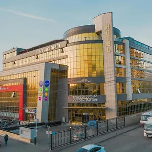 Golden Palace מלון טביליסי