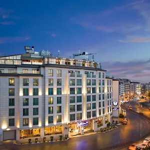 Radisson Blu Pera ***** Стамбул