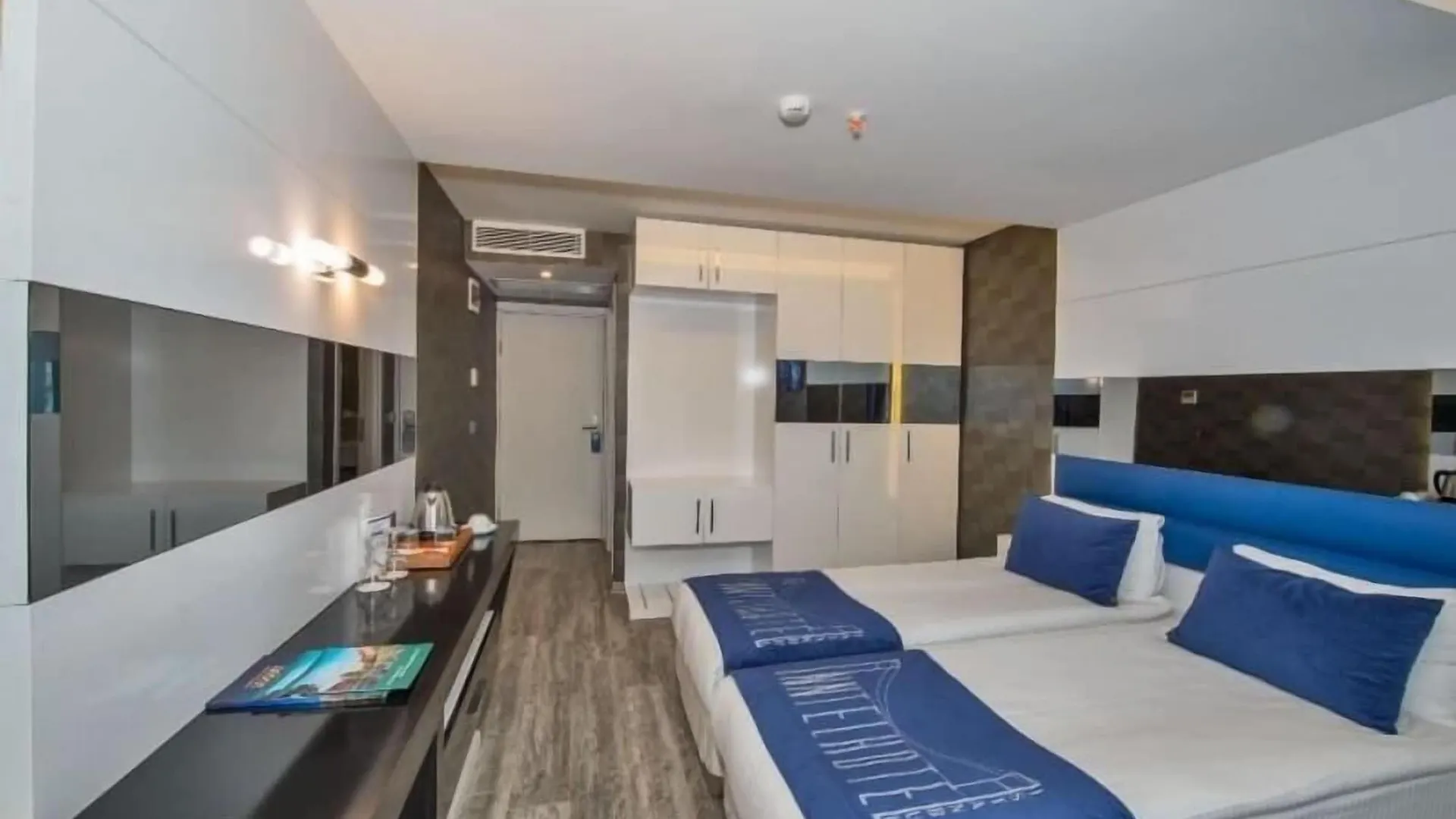 Inntel Hotel Istanbul 4*,